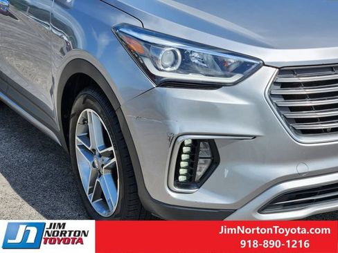 Used 2017 Hyundai Santa Fe Limited w/ Cargo Package AWD/4WD image 9