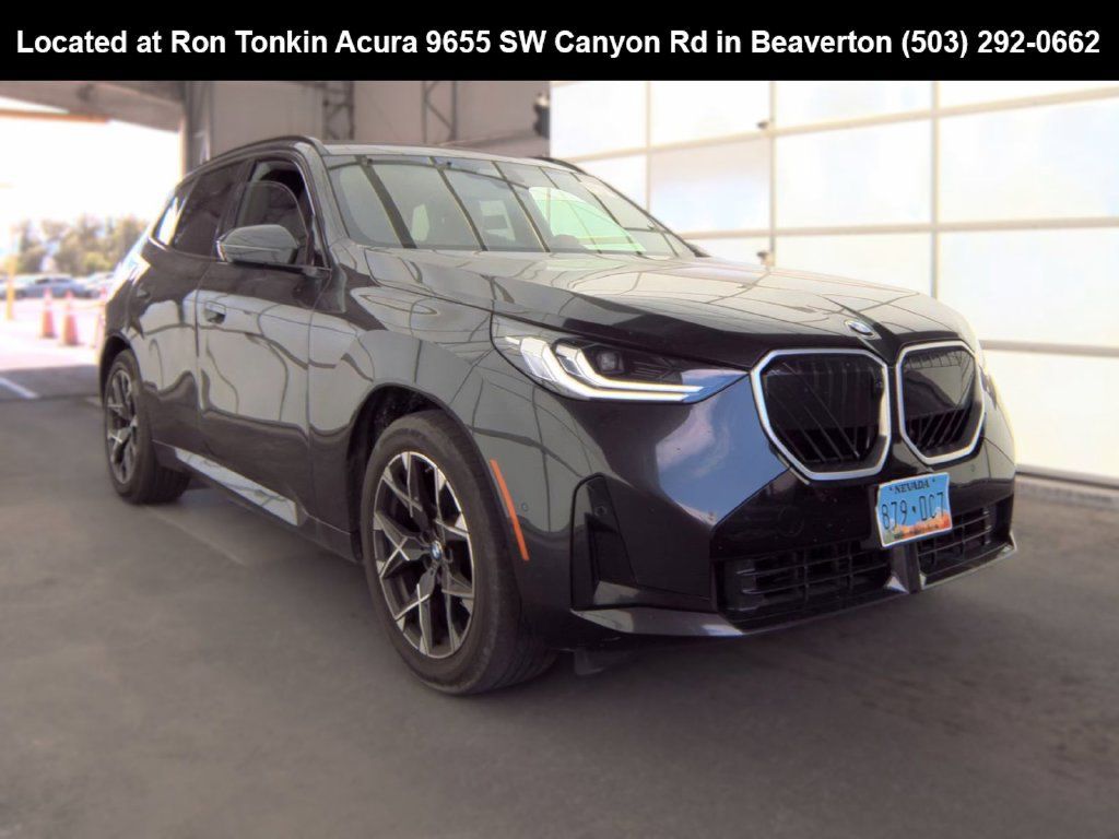Used 2025 BMW X3 xDrive30i AWD/4WD image 12