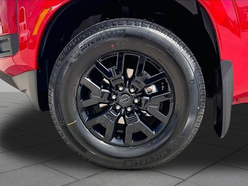 New 2027 Nissan Frontier SV w/ SV Convenience Package RWD image 11