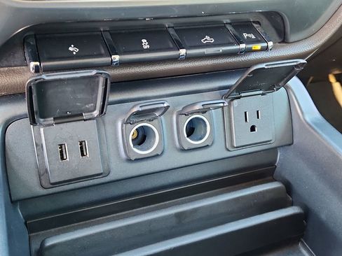 Used 2017 Chevrolet Silverado 1500 LTZ w/ Texas Edition image 20