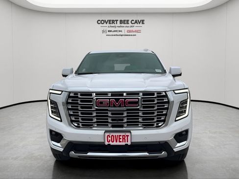 New 2026 GMC Yukon Denali image 2