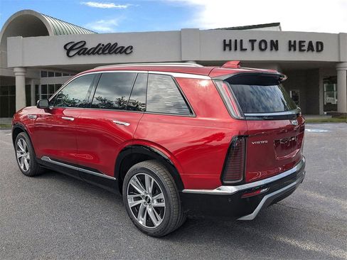 New 2026 Cadillac Vistiq Luxury w/ LPO, Floor Liner Package image 4