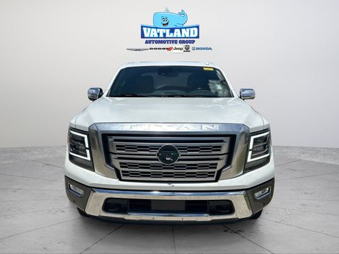 Used 2021 Nissan Titan Platinum Reserve w/ Moonroof Package AWD/4WD image 8