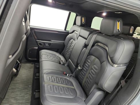 Used 2023 Rivian R1S Adventure AWD/4WD image 16