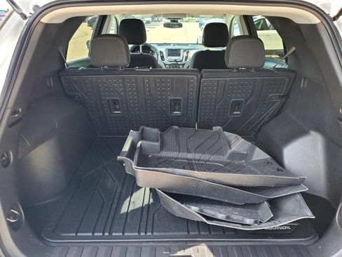 Used 2023 Chevrolet Equinox LS w/ LS Convenience Package AWD/4WD image 15