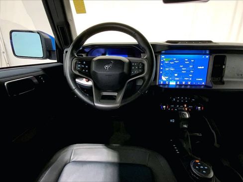 Used 2023 Ford Bronco Outer Banks w/ Sasquatch Package AWD/4WD image 4