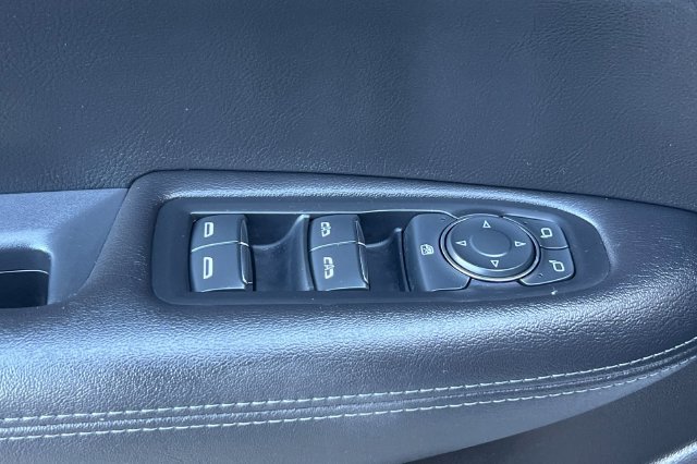 Used 2023 Cadillac XT5 Luxury FWD image 12