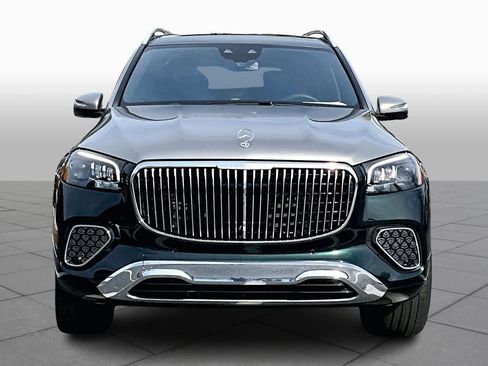 Used 2024 Mercedes-Benz Maybach GLS 600 4MATIC image 3