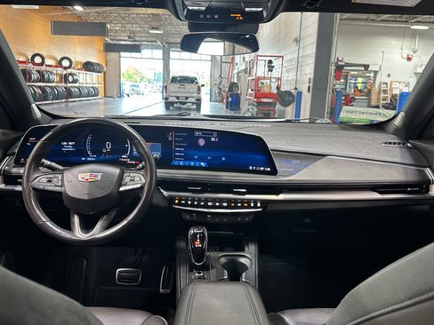 Used 2024 Cadillac XT4 Sport AWD/4WD image 13