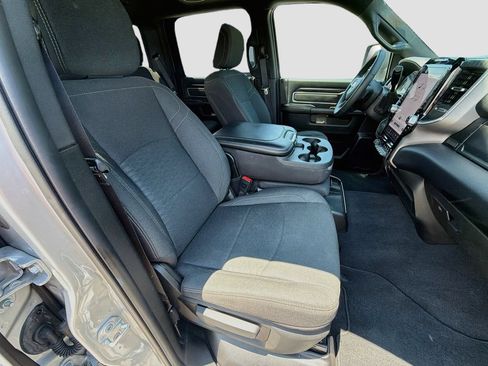 Used 2026 RAM 2500 Big Horn AWD/4WD image 32