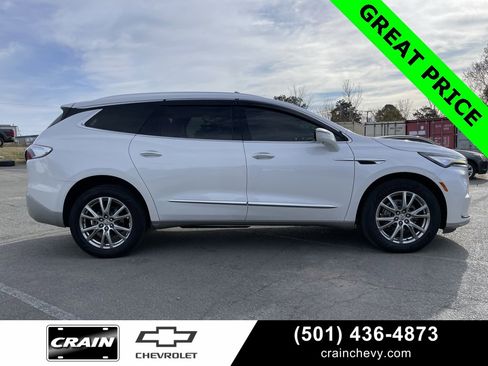 Used 2023 Buick Enclave Premium w/ Experience Buick Package image 9