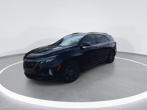 Used 2023 Chevrolet Equinox RS w/ RS Leather Package FWD image 5