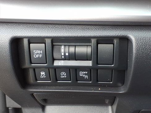 Used 2023 Subaru Crosstrek 2.5i Limited image 16