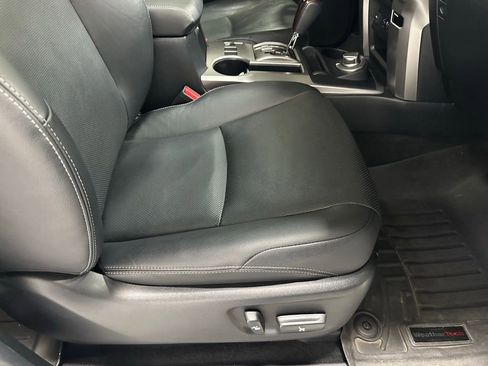 Used 2020 Toyota 4Runner Limited AWD/4WD image 56