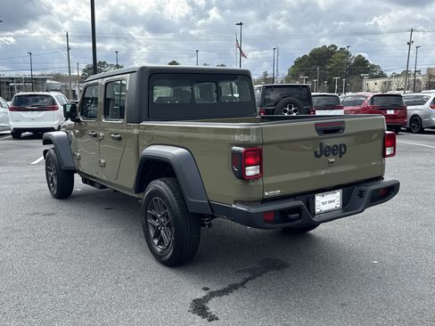 New 2026 Jeep Gladiator Sport AWD/4WD image 12