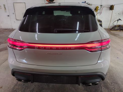 Used 2022 Porsche Macan S image 6