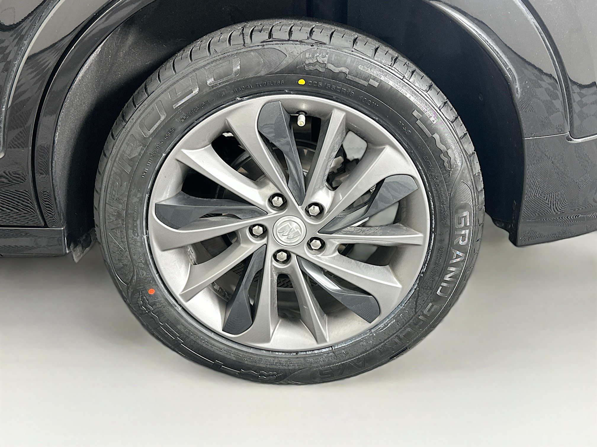 Used 2023 Buick Encore GX Select w/ Sport Touring Package FWD image 11