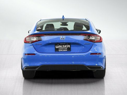 Used 2024 Honda Civic Sport image 4
