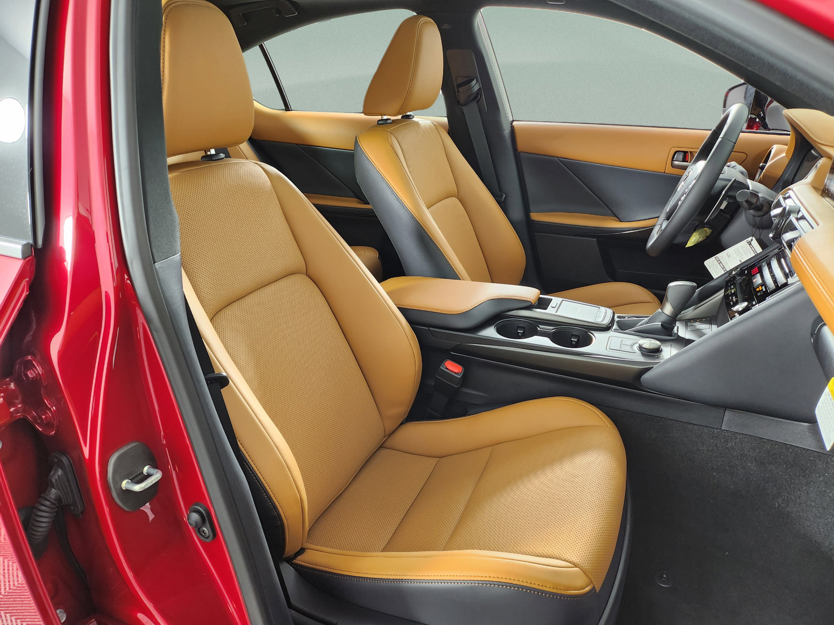 Used 2025 Lexus IS 350 F Sport w/ Accessory Package RWD image 30