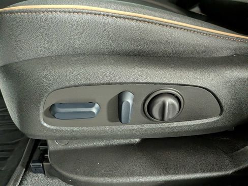 Certified 2025 Chevrolet Blazer Premier w/ Driver Confidence II Package image 20