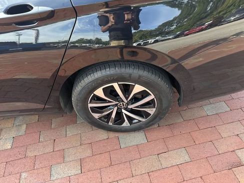 Used 2024 Volkswagen Jetta S FWD image 6