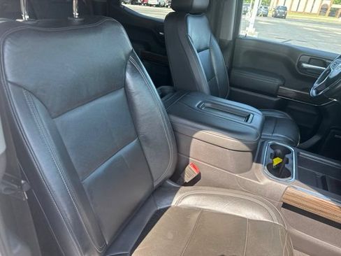 Used 2020 Chevrolet Silverado 1500 LT Trail Boss AWD/4WD image 17
