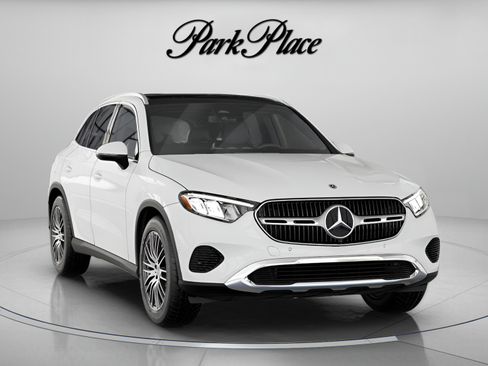 Used 2026 Mercedes-Benz GLC 300 image 34