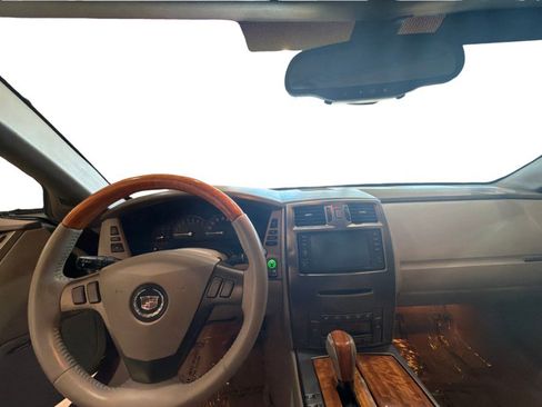 Used 2004 Cadillac XLR RWD image 15