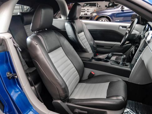 Used 2007 Ford Mustang GT Premium RWD image 36