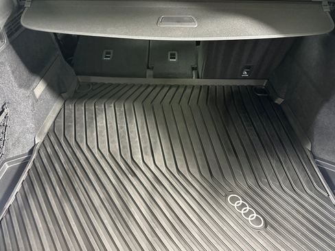 Used 2025 Audi Q5 Premium Plus w/ Premium Plus AWD/4WD image 14
