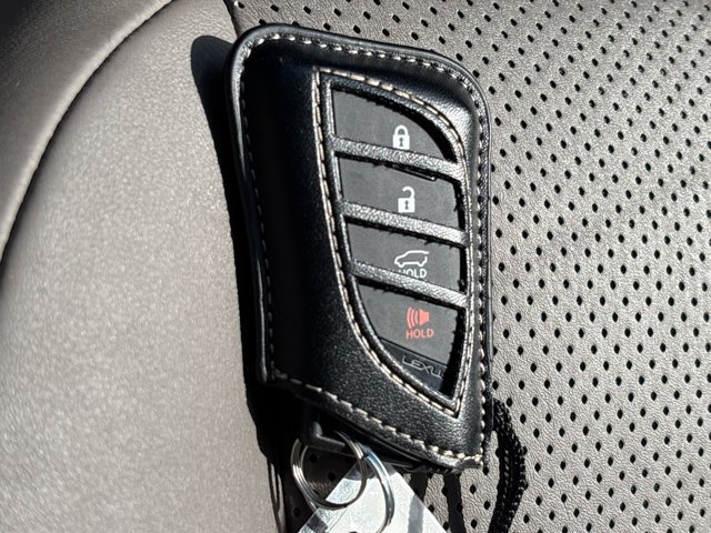 Used 2022 Lexus GX 460 Luxury w/ Off Road Package AWD/4WD image 50