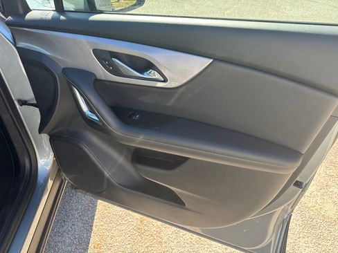 Used 2025 Chevrolet Blazer LT image 14