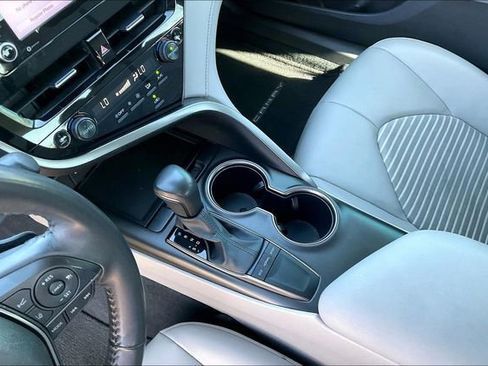 Used 2024 Toyota Camry SE image 13