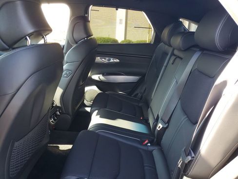 Used 2025 Genesis GV70 2.5T w/ Sport Prestige Package image 19