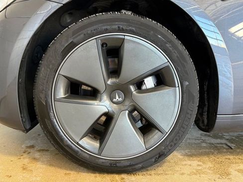 Used 2023 Tesla Model 3 Standard Range image 35