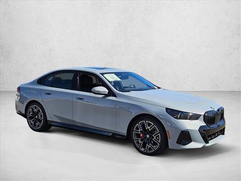 New 2026 BMW 530i w/ M Sport Package RWD image 7
