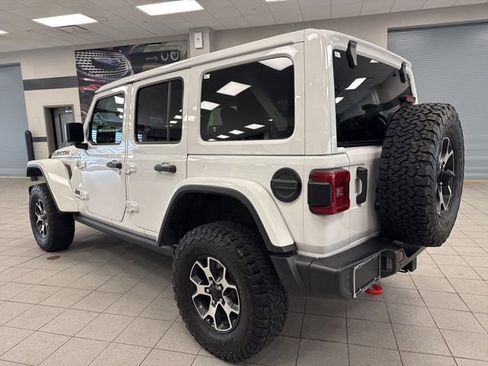 Used 2022 Jeep Wrangler Unlimited Rubicon w/ LED Lighting Group image 18