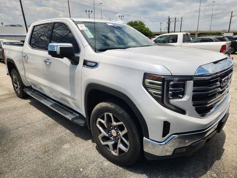Used 2024 GMC Sierra 1500 SLT RWD image 1