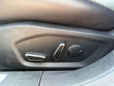 Used 2017 Ford Fusion Titanium FWD image 16