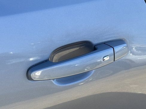 Used 2023 Chevrolet Camaro LT image 11