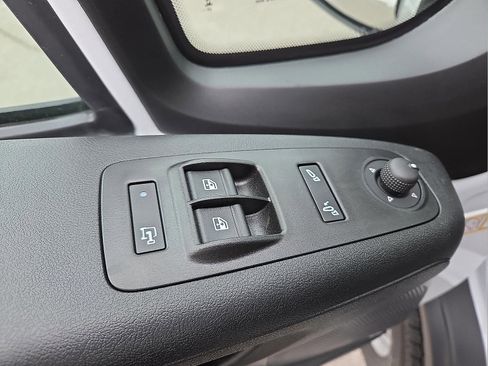 New 2026 RAM ProMaster 2500 w/ Convenience Group image 15