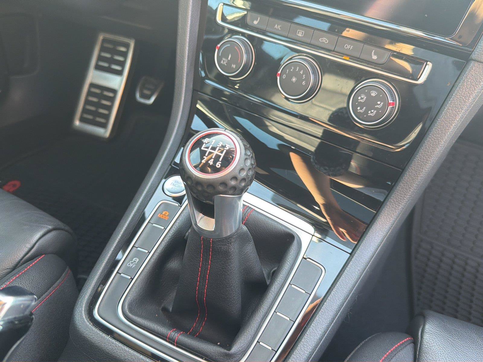 Used 2020 Volkswagen GTI S FWD image 27