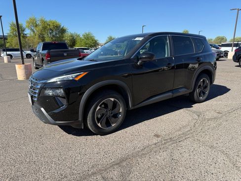 Certified 2025 Nissan Rogue SV FWD image 1