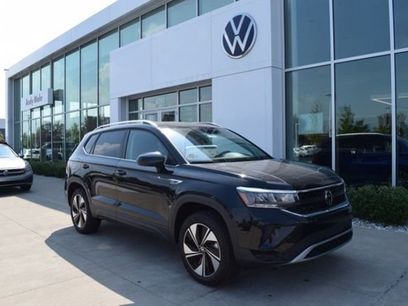 New 2024 Volkswagen Taos SE
