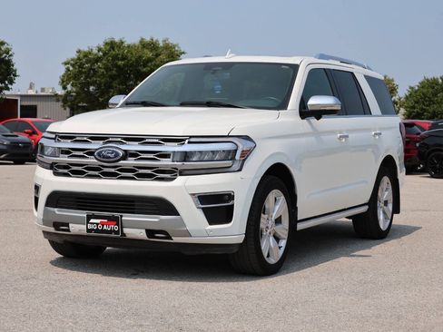 Used 2023 Ford Expedition Platinum AWD/4WD image 6
