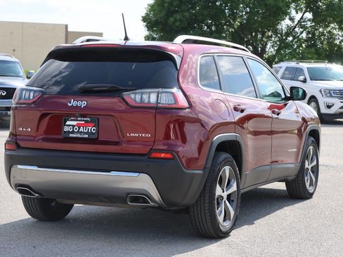 Used 2019 Jeep Cherokee Limited image 9