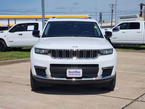 Used 2023 Jeep Grand Cherokee L Limited AWD/4WD image 6