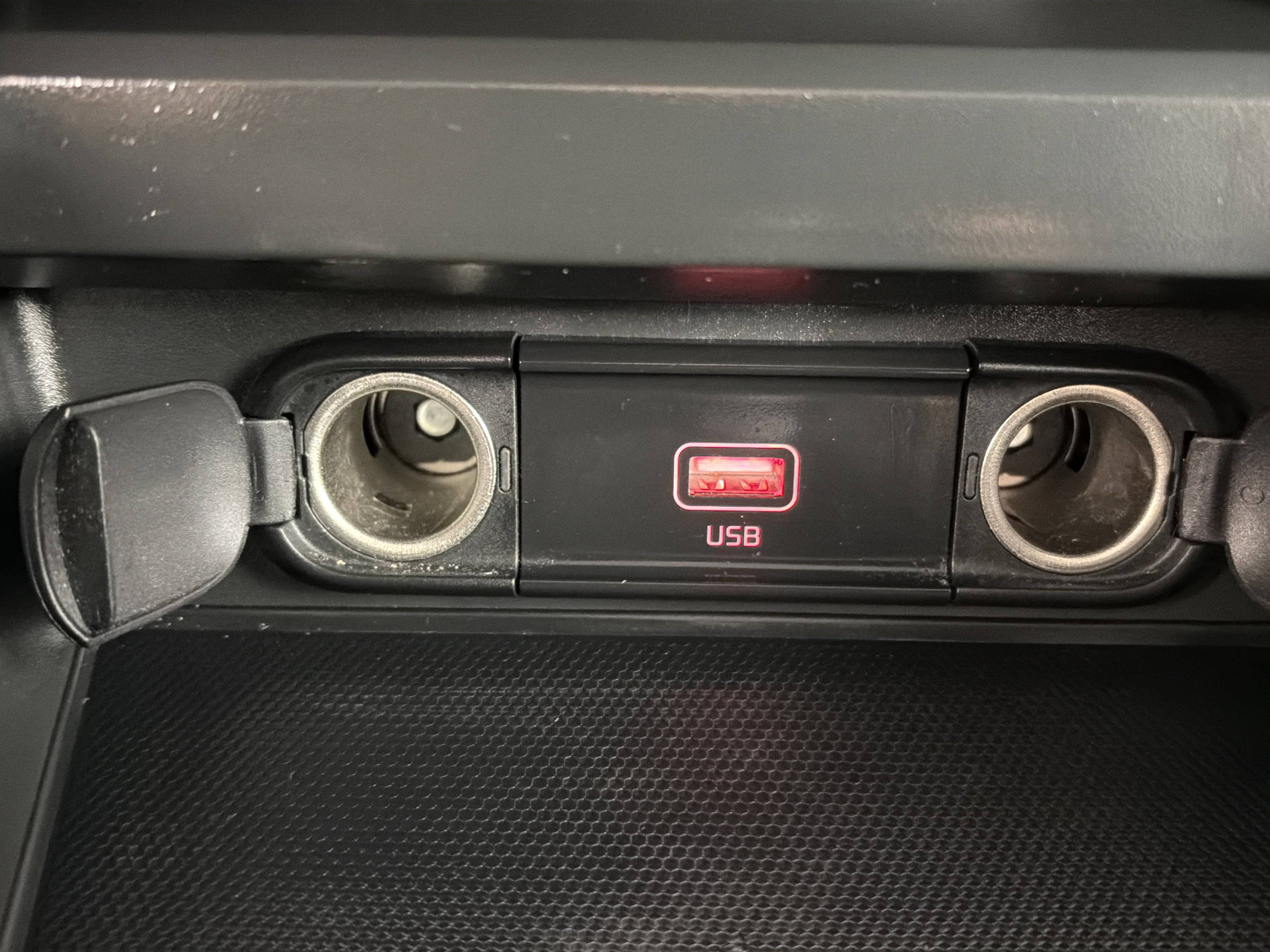 Certified 2021 Kia Soul X-Line FWD image 23