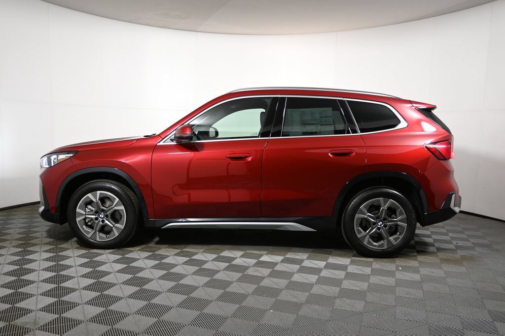 Used 2026 BMW X1 xDrive28i w/ Technology Package AWD/4WD image 2