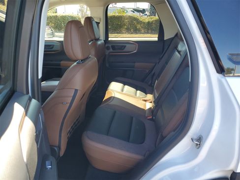 Certified 2025 Ford Bronco Sport Outer Banks w/ Outer Banks Tech Package+ image 11